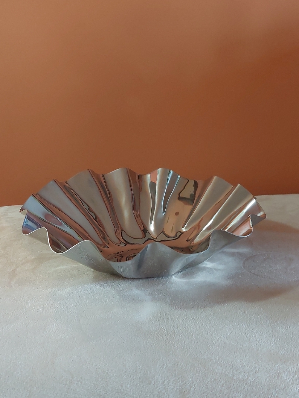 Ruffled Stainless Steel Decorative Bowl - Silver